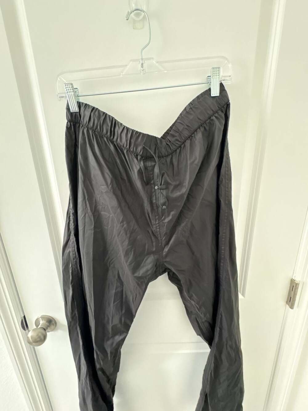 Bass Pro Shops Men's Black Nylon Windbreaker Rain Pants